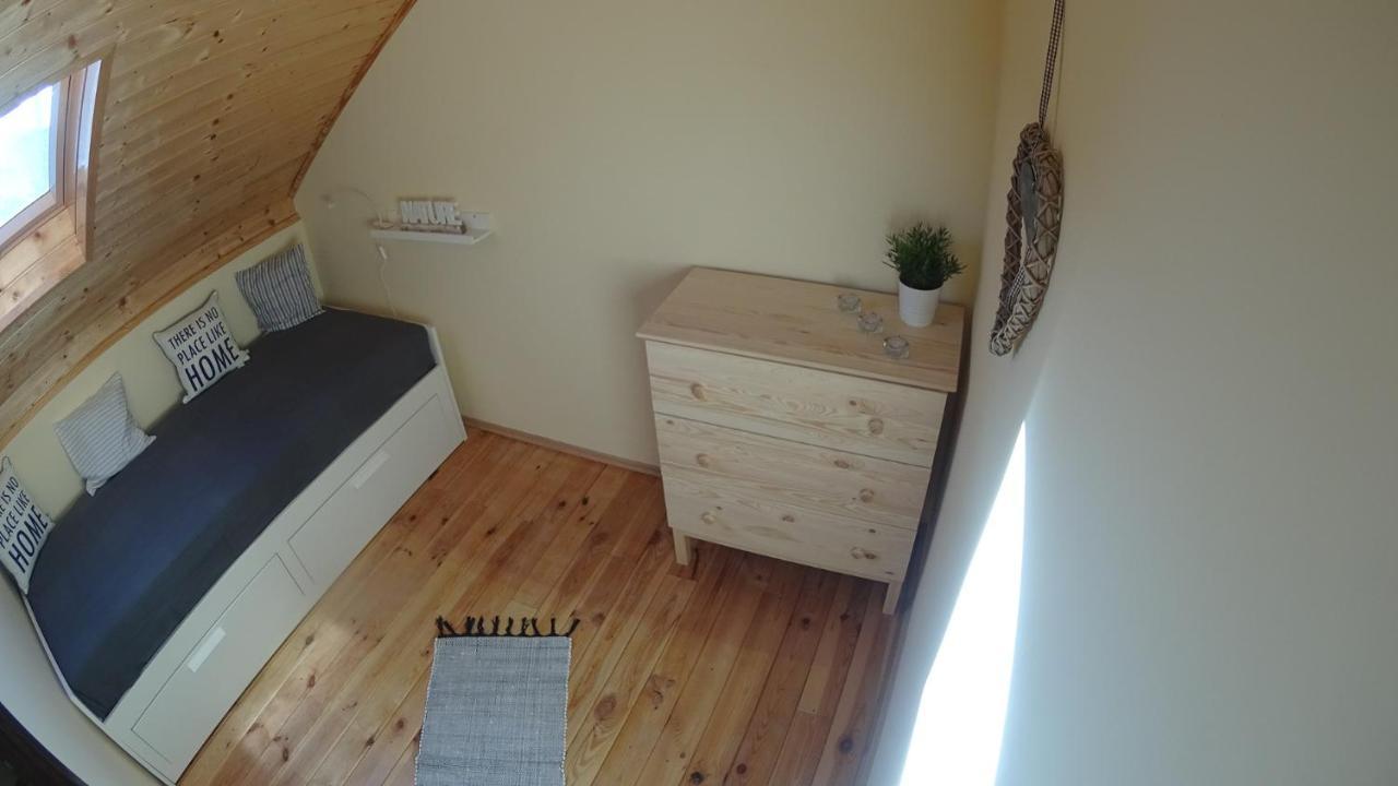Black & White Apartments - White Егер Екстериор снимка